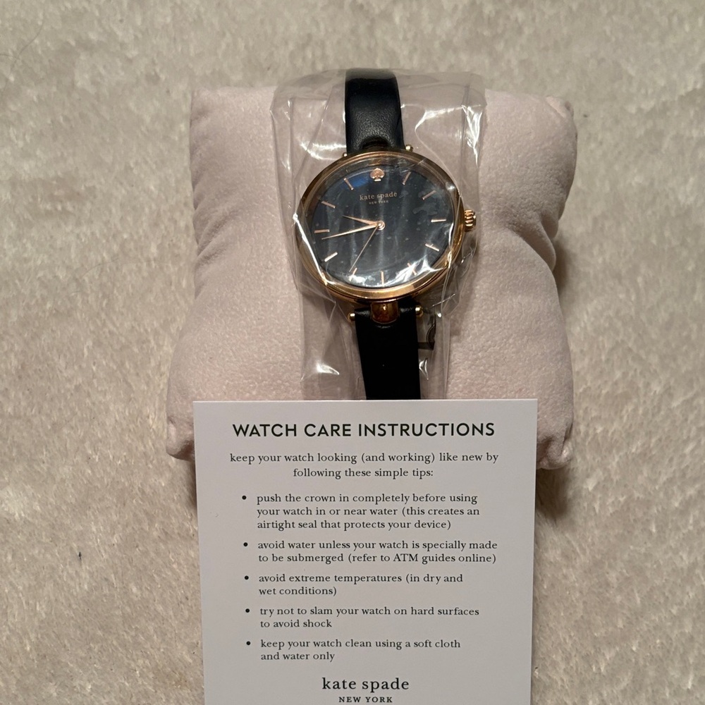 Kate Spade New York Holland Blue Mother of Pearl Navy Leather Watch